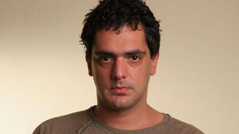 Τάσος ΤΑΖ Θεοδωρόπουλος : Στην εντατική με κορονοϊό και σηψαιμία ο δημοσιογράφος