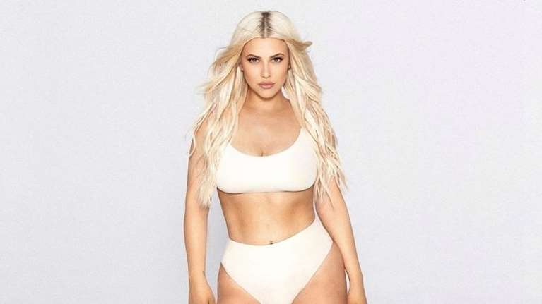 Η Λάουρα Νάργες με στολή μπαλαρίνας: Η μεγάλη αλλαγή στην εμφάνισή της