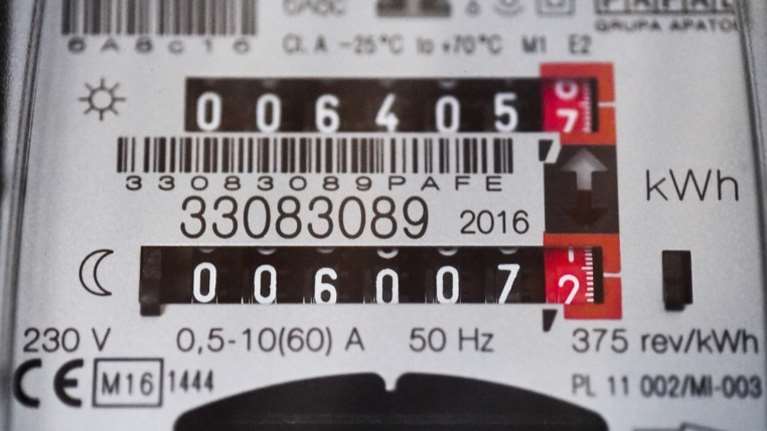 Κατάργηση κλιμακίων στις χρεώσεις ρεύματος εισηγείται η ΡΑΑΕΥ - Προς ενιαίο τρόπο τιμολόγησης της κατανάλωσης