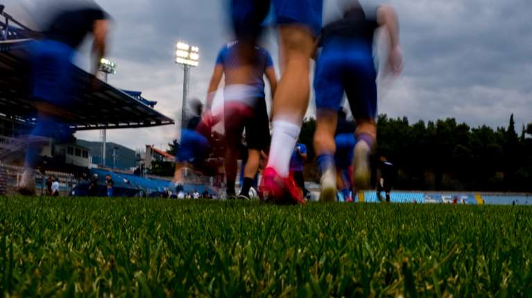 Καταγγελία σοκ στο Βόλο: 30χρονος παρενοχλούσε σεξουαλικά ανήλικα αγόρια σε ακαδημία ποδοσφαίρου