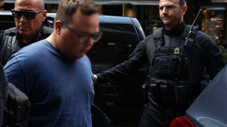 Απολογείται σήμερα ο 21χρονος που σκότωσε τη μητέρα του στη Λάρισα - Στον εισαγγελέα και ο ξάδερφός του