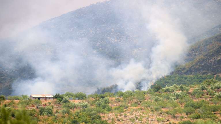 Φωτιά στη Μεσσηνία: Δυο τα ενεργά μέτωπα- Στη Μέλπεια και στη Μεγαλόπολη