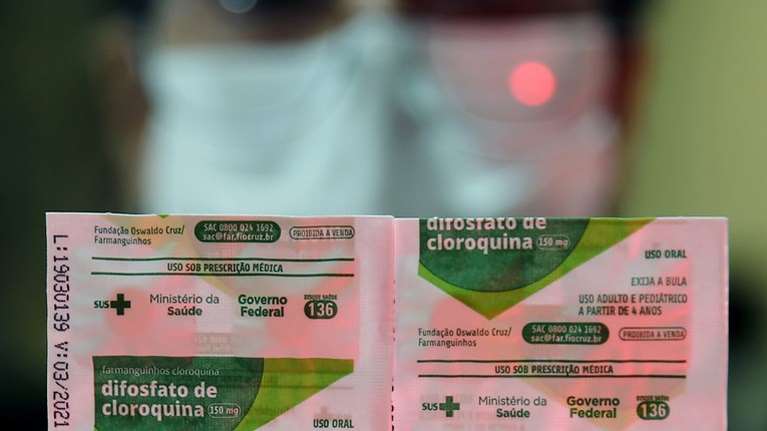 Ο ΠΟΥ αποφασίζει σε 24 ώρες αν θα διακόψει τις δοκιμές για την υδροξυχλωροκίνη