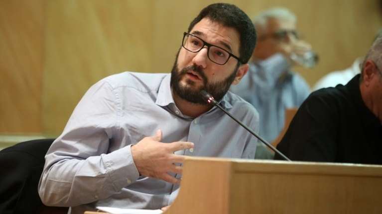 Ηλιόπουλος για food pass: Απάτη και λεηλασία η πολιτική Μητσοτάκη