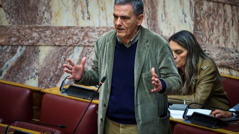 Ευκλείδης Τσακαλώτος: Η Μαρία Καρυστιανού μου θυμίζει την Τζούλια Ρόμπερτς στην ταινία  "Έριν Μπρόκοβιτς"