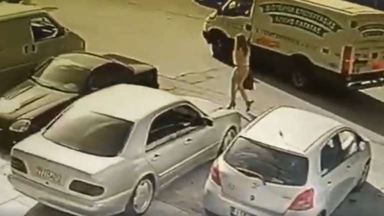 Καταιγιστικές οι εξελίξεις στην επίθεση με βιτριόλι: Ταυτοποιήθηκε η γυναίκα που σημάδεψε την Ιωάννα [Βίντεο]