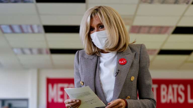 Αρνητικοί στον κορονοϊό η Μπριζίτ Μακρόν και οι πρωθυπουργοί Ιρλανδίας, Ισπανίας και Πορτογαλίας