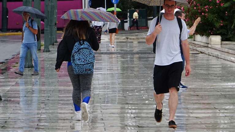 Νέο κύμα κακοκαιρίας με πτώση της θερμοκρασίας και βροχές