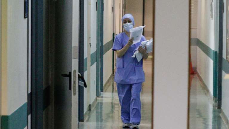 Κορονοϊός: 144 οι νεκροί στην Ελλάδα - Πέθανε 76χρονη στο ΝΙΜΤΣ