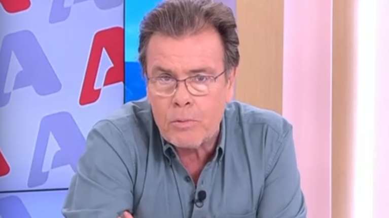 Δημήτρης Παπανώτας: &quot;Η Μαρινέλλα μου χωνόταν στην Κηφισίας με ένα τεράστιο τζιπ και κόντεψε να με πετάξει έξω&quot;