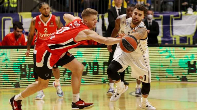 Μακάμπι-Ολυμπιακός 84-69: &quot;Χάθηκε&quot; και πάλι εκτός έδρας