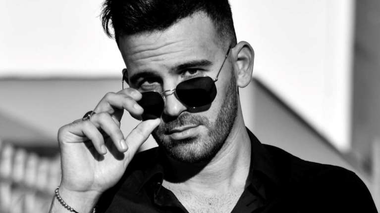 Ο Νικηφόρος ξεκαθαρίζει για τη σχέση του με τη Λάουρα Νάργες