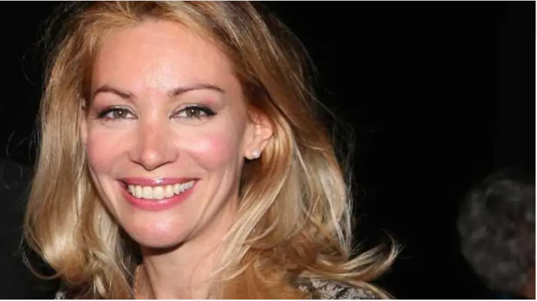 Άριελ Κωνσταντινίδη: &quot;Δεν είχα τη δυνατότητα να αντισταθώ στον κύκλο ψυχολογικής βίας, που μου ασκούσε η μητέρα μου στο σπίτι&quot;