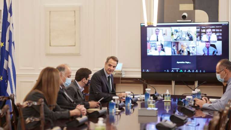 Πώς βεβαιώνουμε ψηφιακά το γνήσιο της υπογραφής από το κινητό μας - 30 εκατ. λιγότερες επισκέψεις ετησίως στα ΚΕΠ