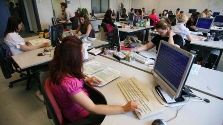 Έρχονται προσλήψεις στο Δημόσιο: Πάνω από 5.300 το 2021 - Ποιες θέσεις αφορούν