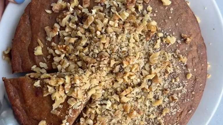 Κέικ με χουρμάδες και ελαιόλαδο: Το κέικ που θα απογειώσει τα σνακ σου