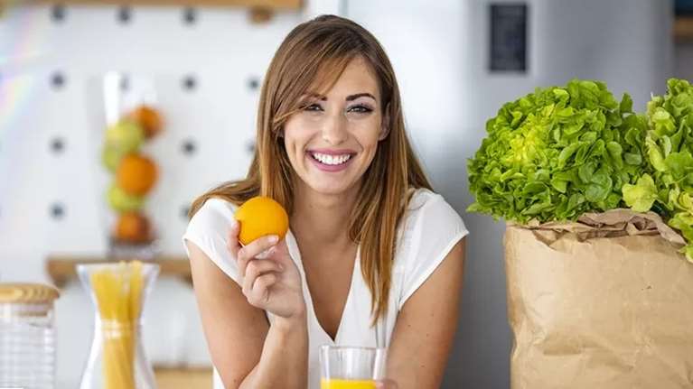 Αν έχεις περιττά κιλά πιθανότατα έχεις έλλειψη από αυτήν τη βασική βιταμίνη