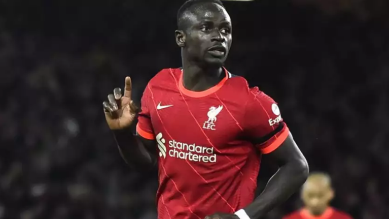 Άστον Βίλα – Λίβερπουλ 1-2: Απέδρασε και ελπίζει ακόμα για τον τίτλο