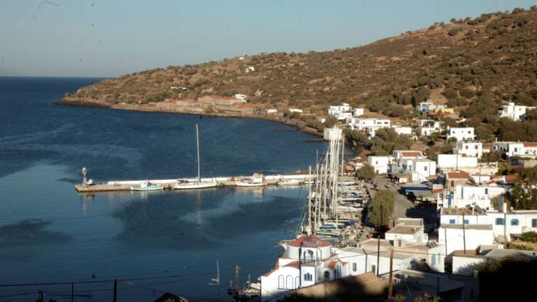 Κορονοϊός: Ανησυχία στη Νίσυρο - Θετικοί δύο φαντάροι