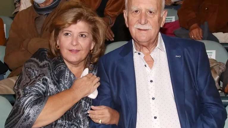 Γιώργος Παπαδάκης: Η τελευταία δημόσια εμφάνιση με τη σύζυγό του, Τίνα Παπαδέλη και η ιστορία αγάπης τους