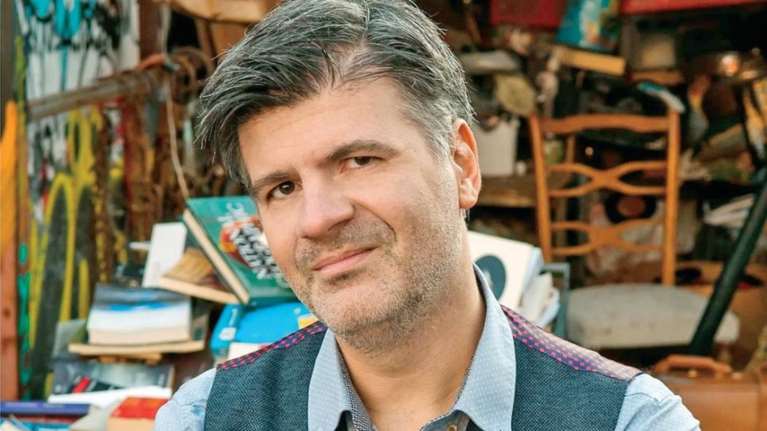 Φοίβος Δεληβοριάς σε Γεωργιάδη: &quot;Δεν μας χωρίζει τίποτα, εκτός από… όλο τον κόσμο&quot;