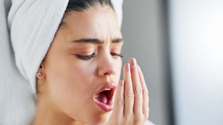 8 tips για να έχoυμε πάντα δροσερή αναπνοή