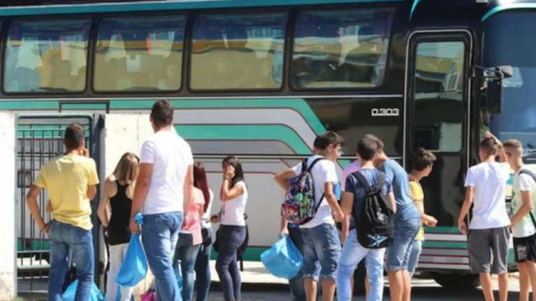 Λίμνη Πλαστήρα: Στο νοσοκομείο λόγω μέθης 17χρονος μαθητής σε σχολική εκδρομή - Συνελήφθησαν και οι 12 καθηγητές