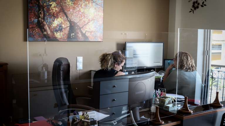 Στο τραπέζι επιπλέον 1,5 δισ. ευρώ για ενισχύσεις σε επιχειρήσεις και εργαζομένους