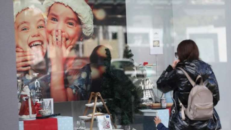 Click away: Μέχρι 10 λεπτά αναμονή στα καταστήματα - Οι διευκρινήσεις του Νίκου Χαρδαλιά