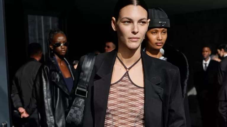 Έχεις κοιλίτσα; Αυτό είναι το οικονομικό μαγιό που σμιλεύει την κοιλιά