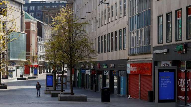 Ξεπέρασαν τις 18.000 οι νεκροί στη Βρετανία - 763 σε μια μέρα