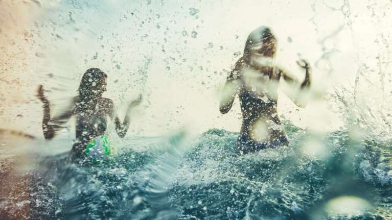 Τι μπορεί να ανακουφίσει από το τσίμπημα μέδουσας ή τσούχτρας;