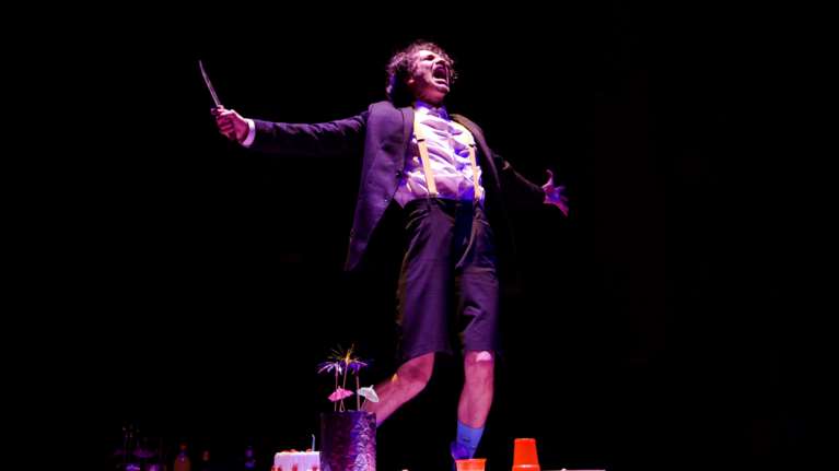 "Βικτώρ ή τα παιδιά στην Εξουσία" στο θέατρο Σφενδόνη