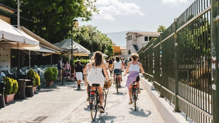 Υouth Pass: Ξεκινούν την Πέμπτη οι αιτήσεις για τα 150 ευρώ - Ποιοι είναι οι δικαιούχοι