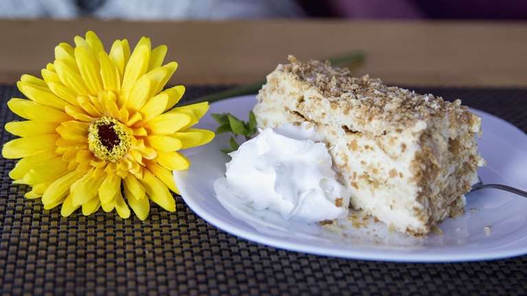 Συνταγή: Απίθανο και λαχταριστό μιλφέιγ με 3 μόνο υλικά - Ετοιμο σε λίγα λεπτά