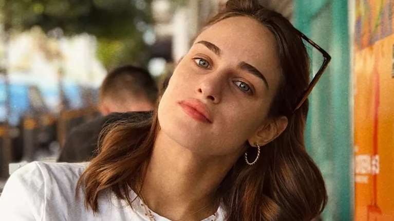 Μαρία Βοσκοπούλου: Ηλιοβασίλεμα στο μπαλκόνι της με θέα την Ακρόπολη