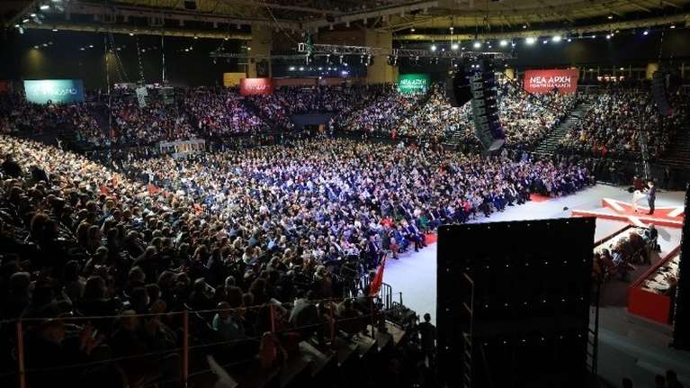 ΣΥΡΙΖΑ: Αρωμα... ΠΑΣΟΚ στην Επιτροπή Δεοντολογίας με Ρεγγίνα Βάρτζελη και Αντώνη Κοτσακά - Ολα τα ονόματα