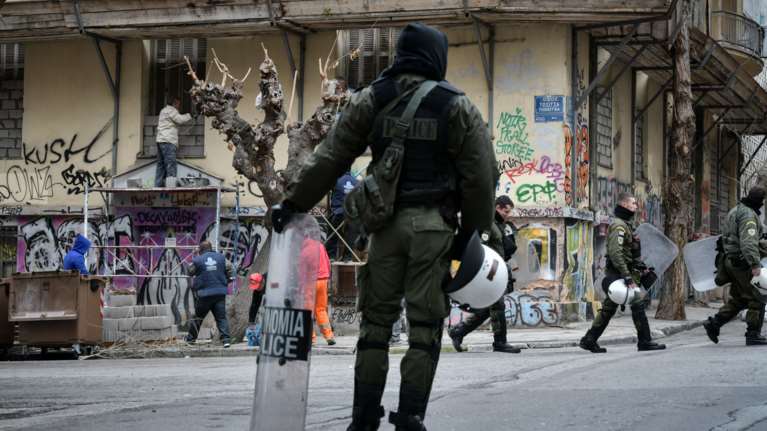 Νέα αστυνομική επιχείρηση σε κτίριο υπό κατάληψη στα Εξάρχεια