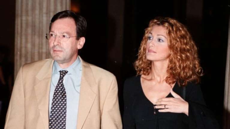 Θεοδωρίδου - Φουστάνος: Η κόρη τους Ανδριάνα πήρε πτυχίο - Η ορκωμοσία και οι ετεροθαλείς αδελφές της