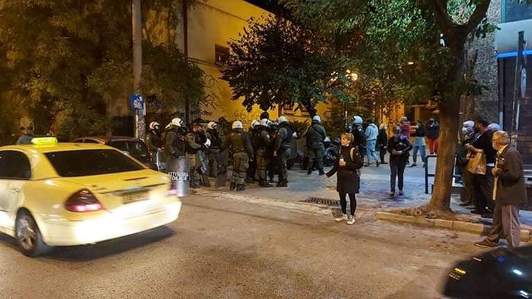 Αστυνομική βία σε αντιφασιστική συγκέντρωση στο Γαλάτσι καταγγέλλει το ΜέΡΑ25 [βίντεο]