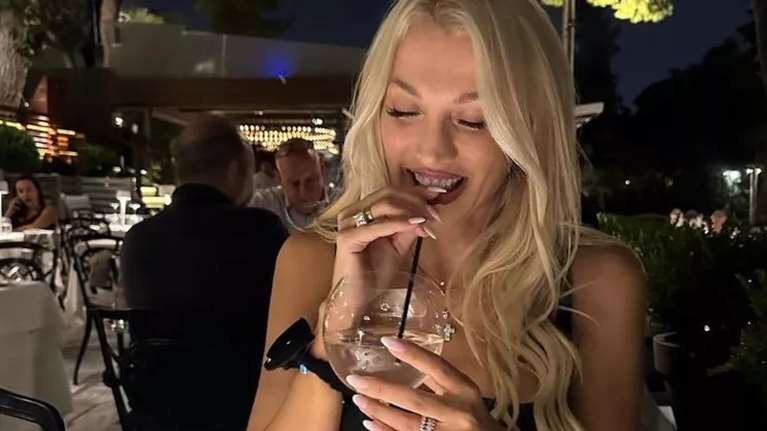 Η Κωνσταντίνα Σπυροπούλου στο Μόντε Κάρλο: Τα glitter items που επέλεξε σε βραδινή της έξοδο