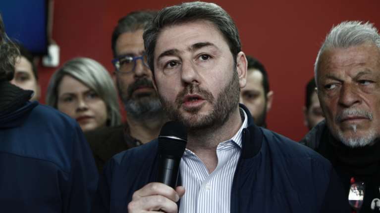 Ανδρουλάκης: Ο Τσίπρας γίνεται απλά ένας τυμβωρύχος του Ανδρέα Παπανδρέου