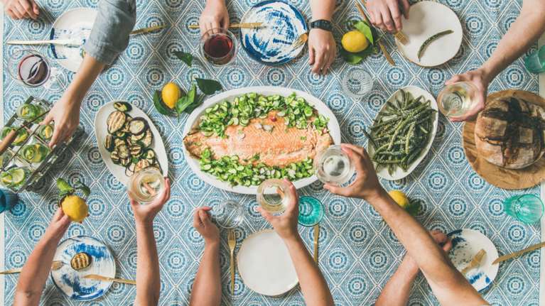 COVID-19: Ποια διατροφή μειώνει τις πιθανότητες να κολλήσεις