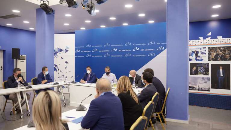 Πηγές ΝΔ για Εξεταστική Επιτροπή για τις δημοσκοπήσεις:&quot;Τι φοβάται ο κ. Τσίπρας;&quot;