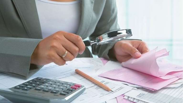 ΑΑΔΕ: Αυτόματα από τις 8/8 η δήλωση Ε9 ακινήτων για φόρο δωρεάς και γονικής παροχής