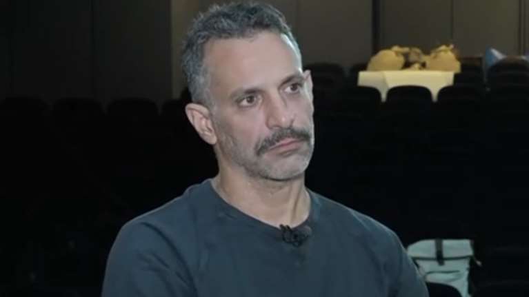 Γιώργος Χρανιώτης: &quot;Τον εκτιμώ πολύ ως ηθοποιό, αλλά η σύντροφός μου βγάζει κάποιους ήχους όταν τον βλέπει και ζηλεύω&quot;