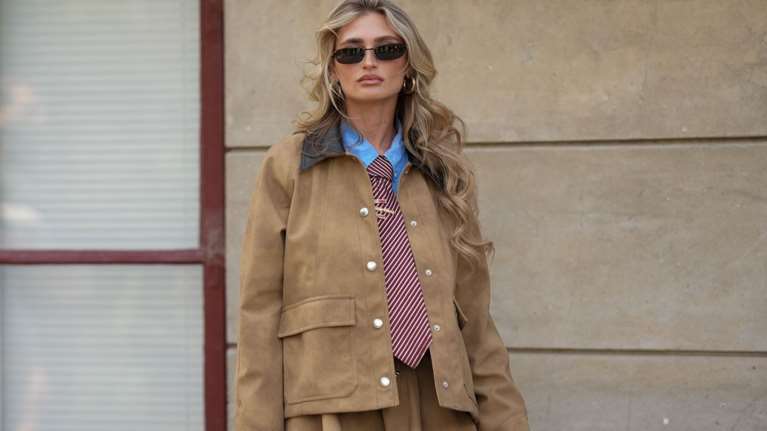 Barn jacket: Το δημοφιλές πανωφόρι που απέκτησε chic status
