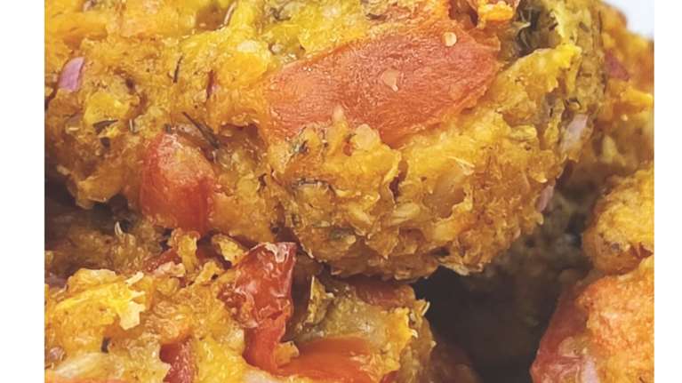 Συνταγή: Πανευκολοι, καλοκαιρινοί ντοματοκεφτέδες φούρνου - Με ελάχιστες θερμίδες