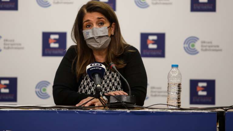 Παπαευαγγέλου: Την τελευταία εβδομάδα είχαμε 19.000 νέα κρούσματα, με τον δείκτη θετικότητας να φτάνει το 6,8%