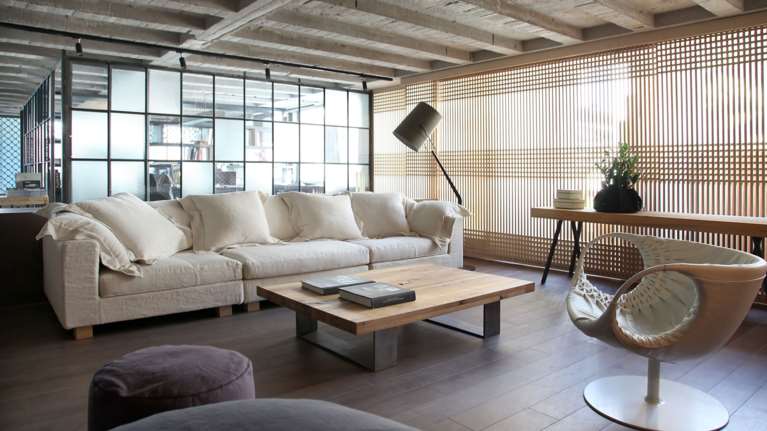 Living: Ενα αυθεντικό Loft που μαγεύει στο κέντρο της Αθήνας